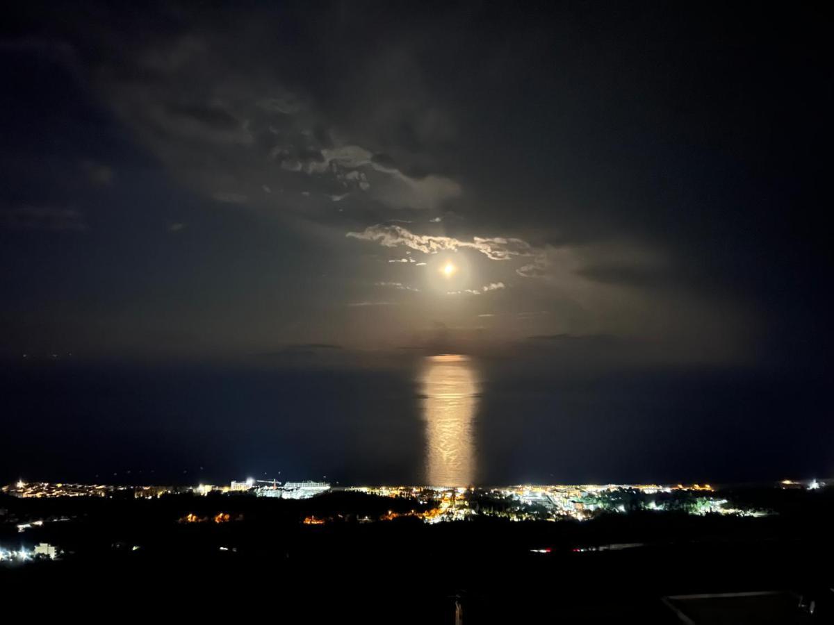 La Perle Palase Buitenkant foto